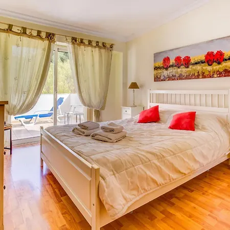 A1 Outra Vez - Spacious *