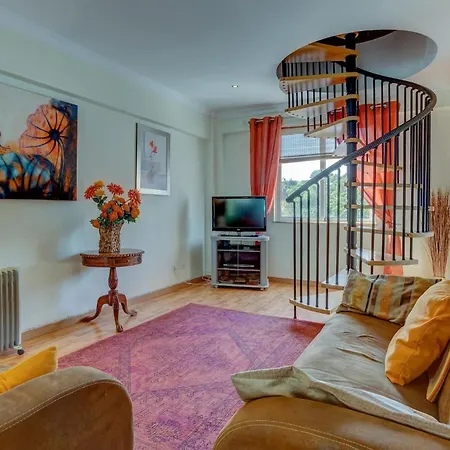 A1 Outra Vez - Spacious